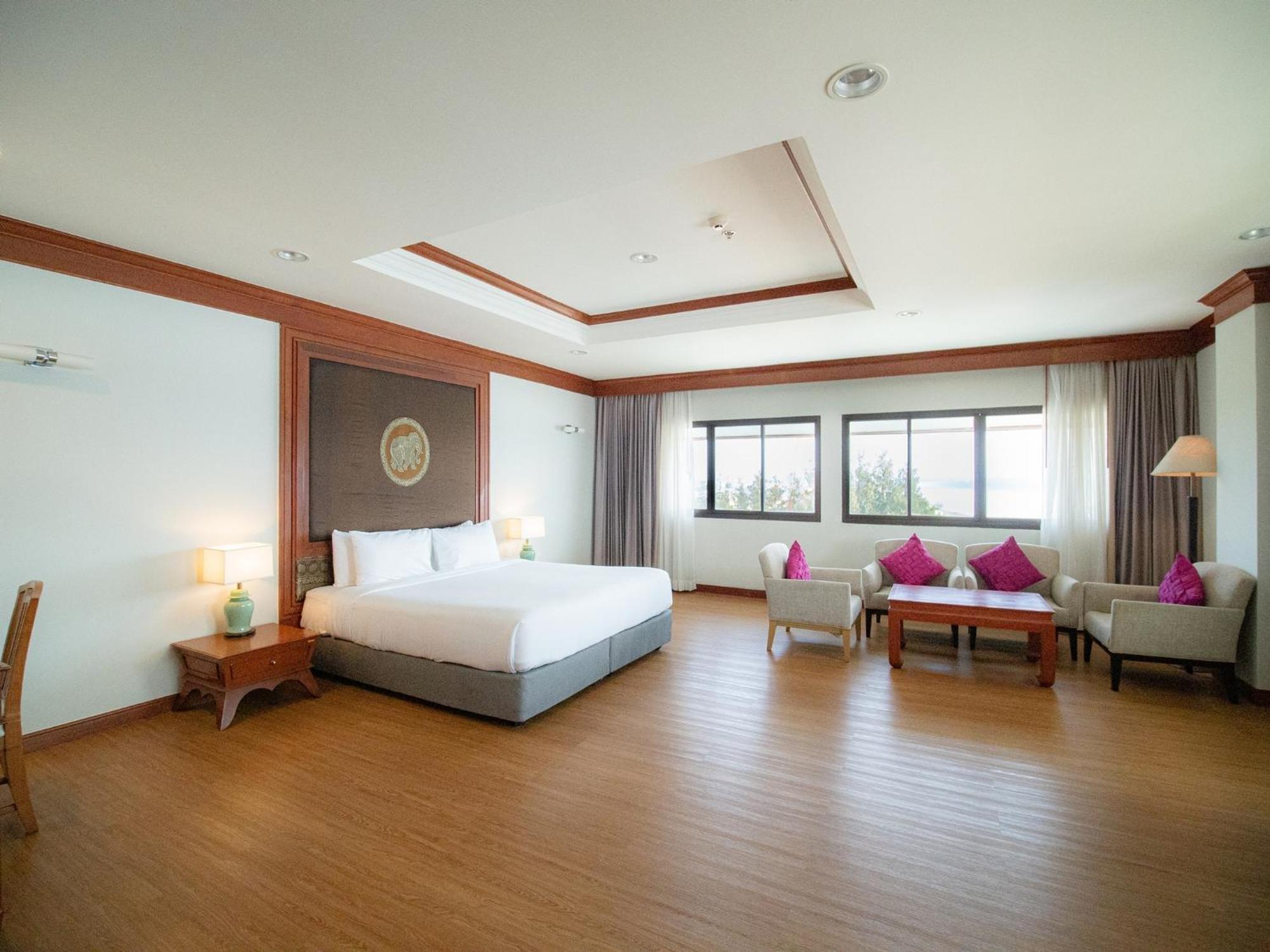 Fortune River View Hotel Nakhon Phanom Exterior photo