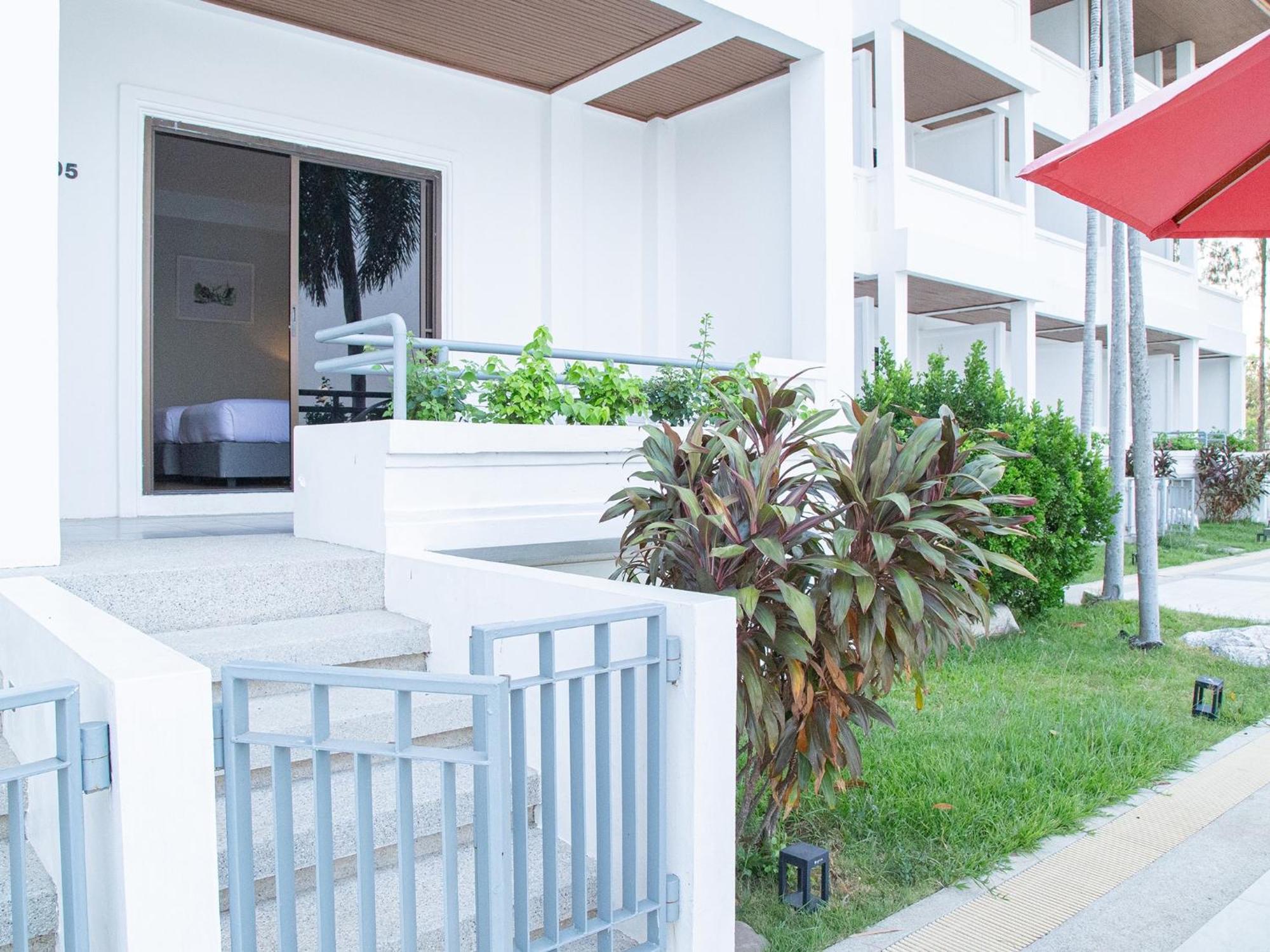 Fortune River View Hotel Nakhon Phanom Exterior photo